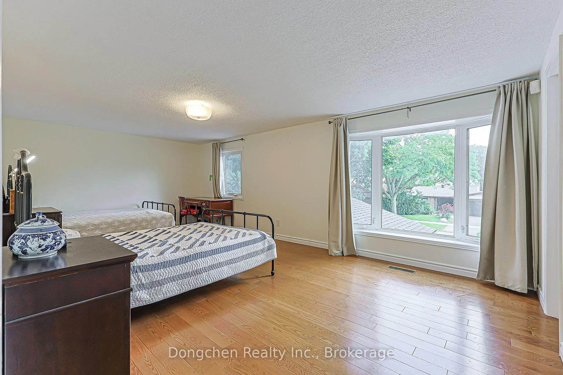 Photo 31 of 210 Huntsmill Boulevard, Scarborough, Steeles — HOMEH