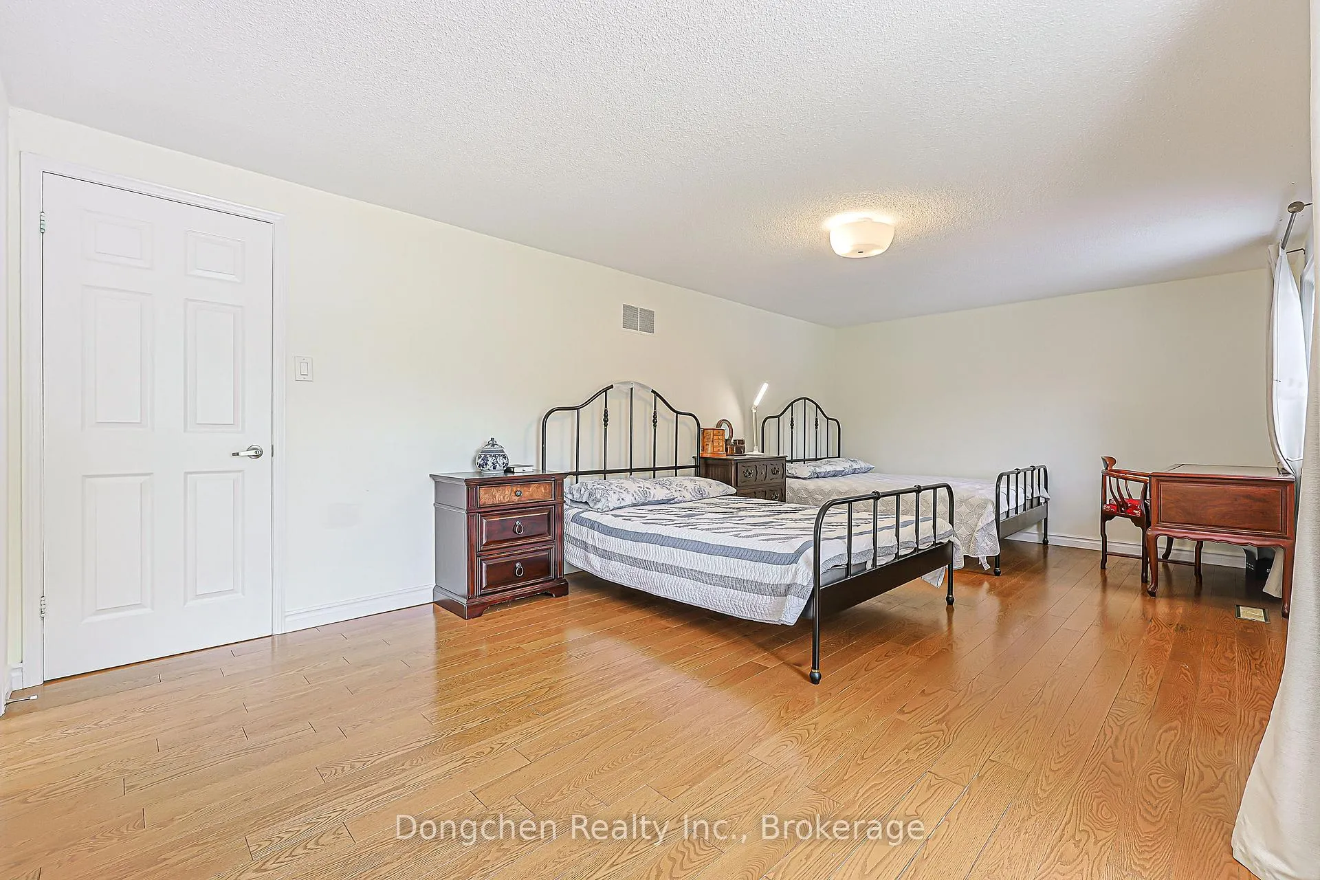 Photo 32 of 210 Huntsmill Boulevard, Scarborough, Steeles — HOMEH