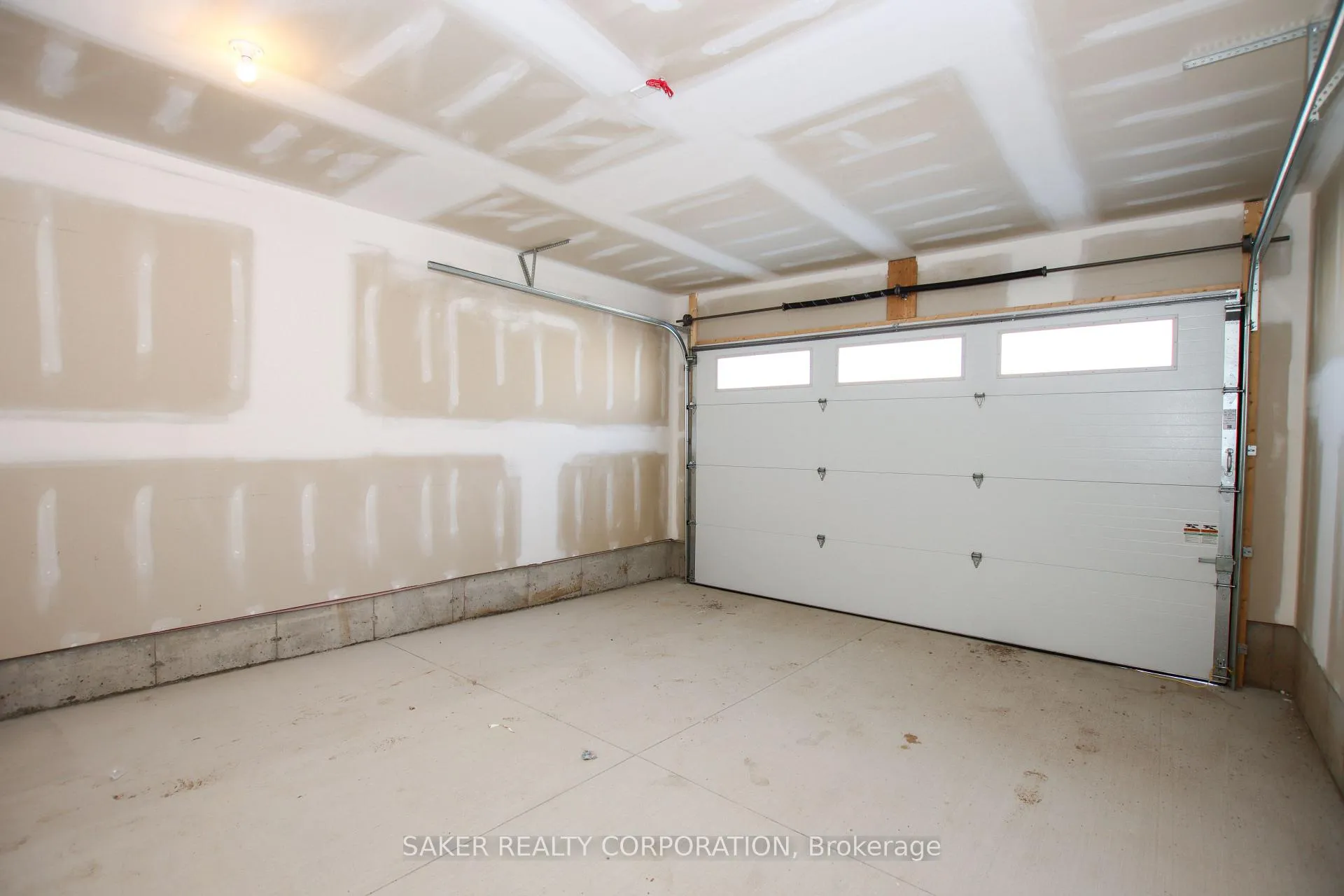 Photo 30 of 577 Regent Street, Strathroy-Caradoc, Mount Brydges — HOMEH