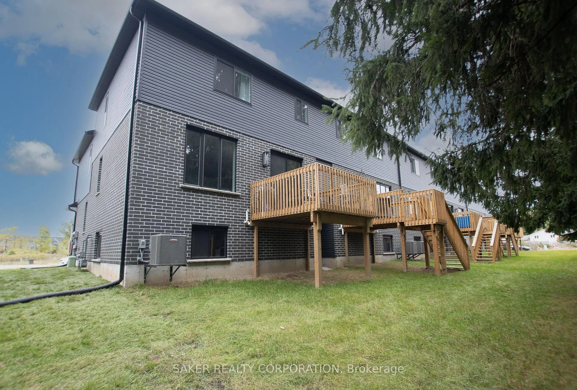 Photo 32 of 577 Regent Street, Strathroy-Caradoc, Mount Brydges — HOMEH