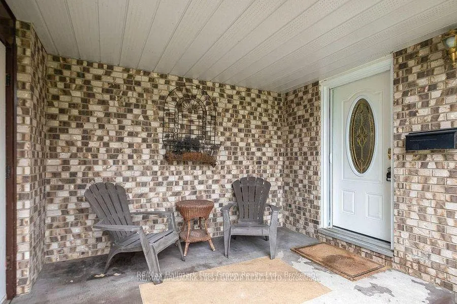 Photo 7 of 131 Corbett Drive, Kawartha Lakes, Pontypool — HOMEH