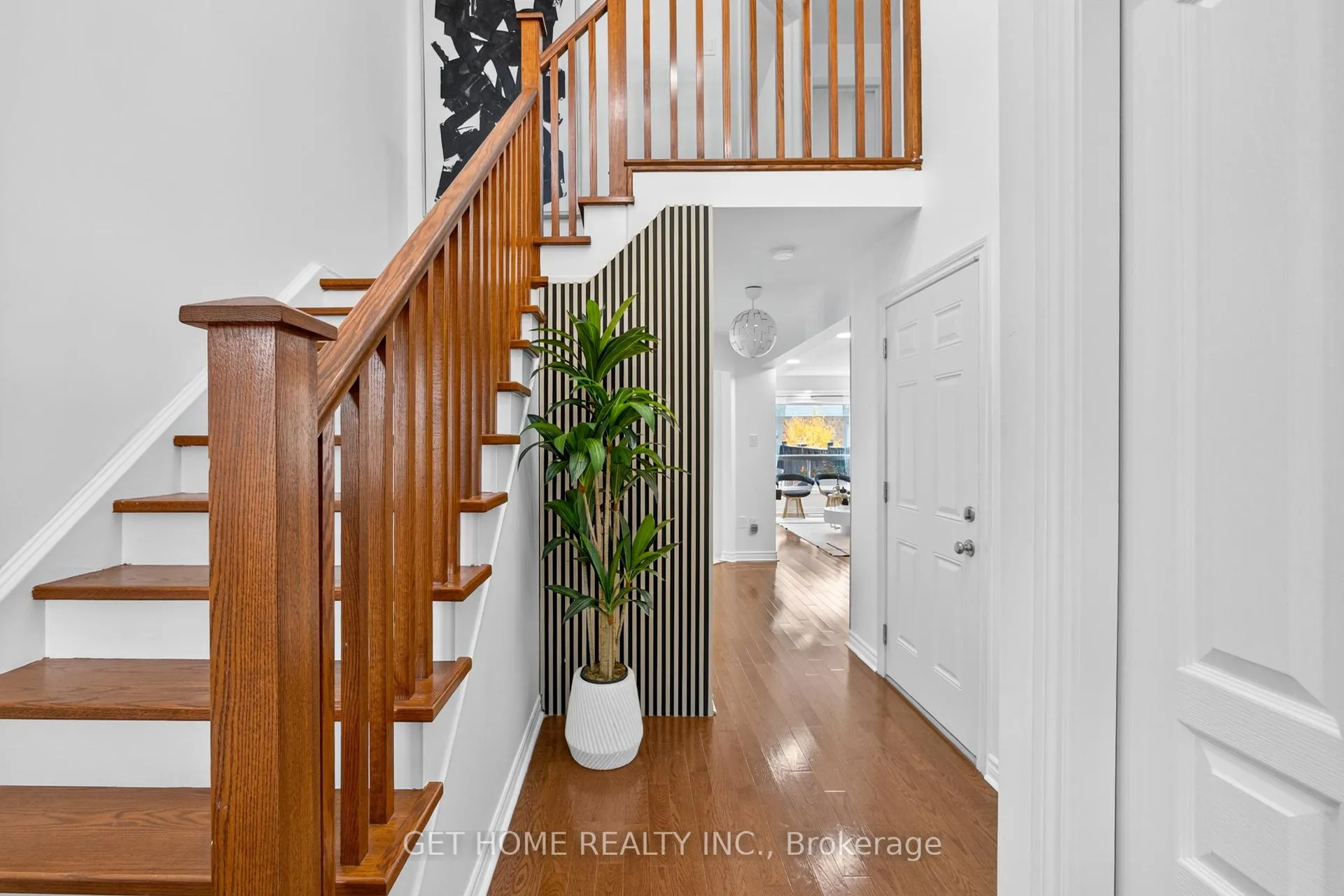 Photo 4 of 80 Wilkie Crescent, Guelph, Pineridge/Westminster Woods — HOMEH