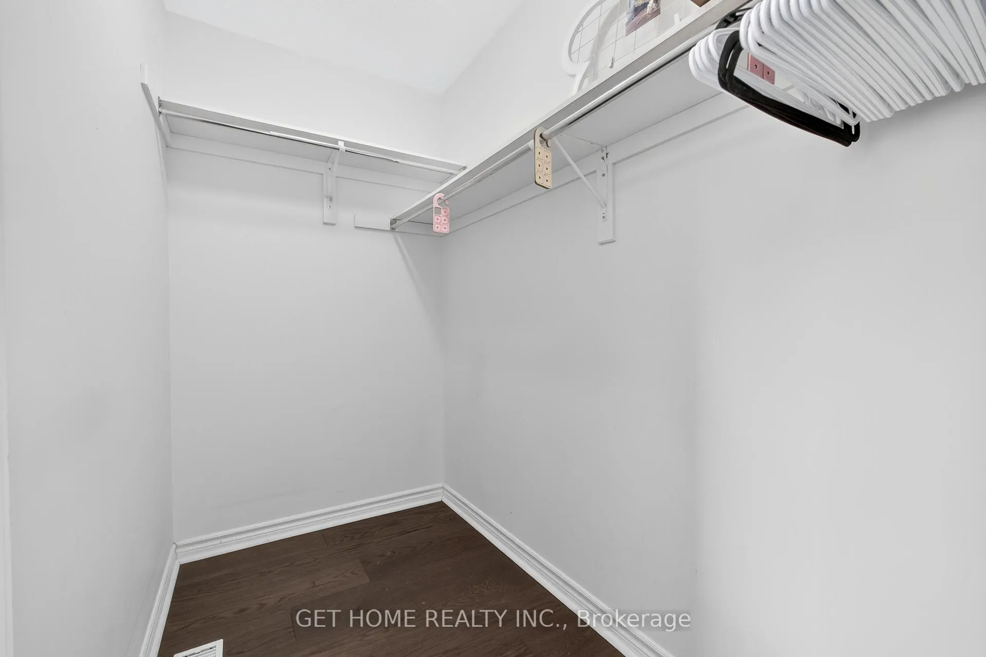Photo 24 of 80 Wilkie Crescent, Guelph, Pineridge/Westminster Woods — HOMEH