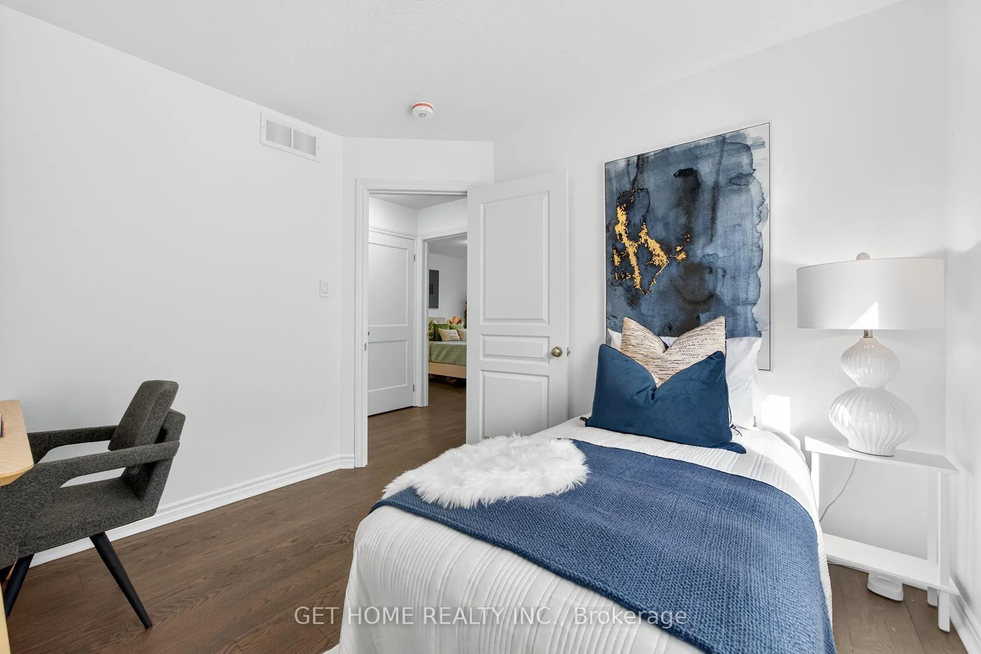 Photo 28 of 80 Wilkie Crescent, Guelph, Pineridge/Westminster Woods — HOMEH