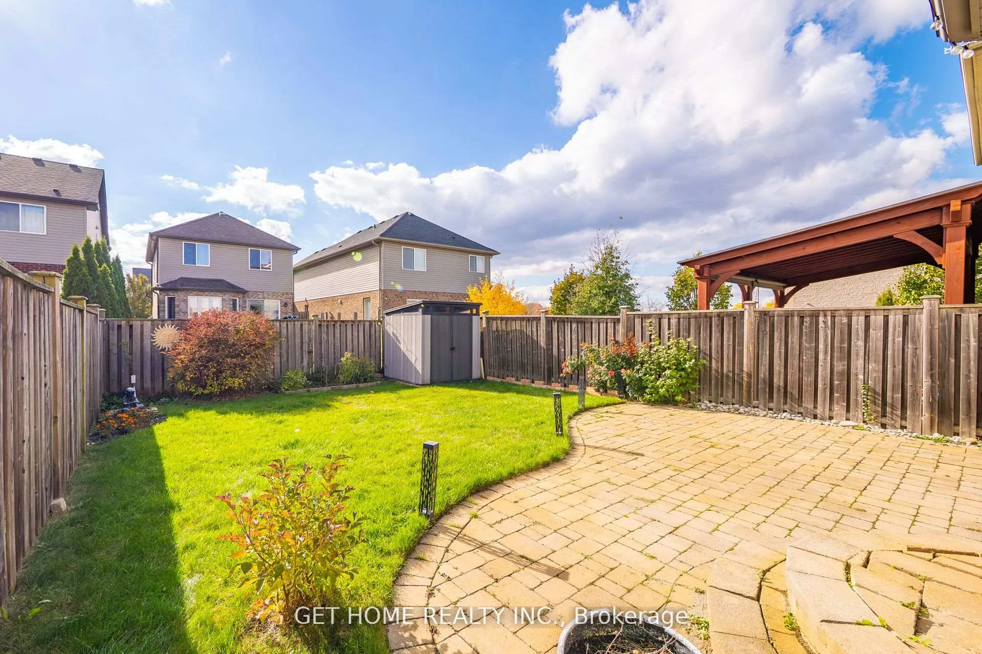 Photo 37 of 80 Wilkie Crescent, Guelph, Pineridge/Westminster Woods — HOMEH
