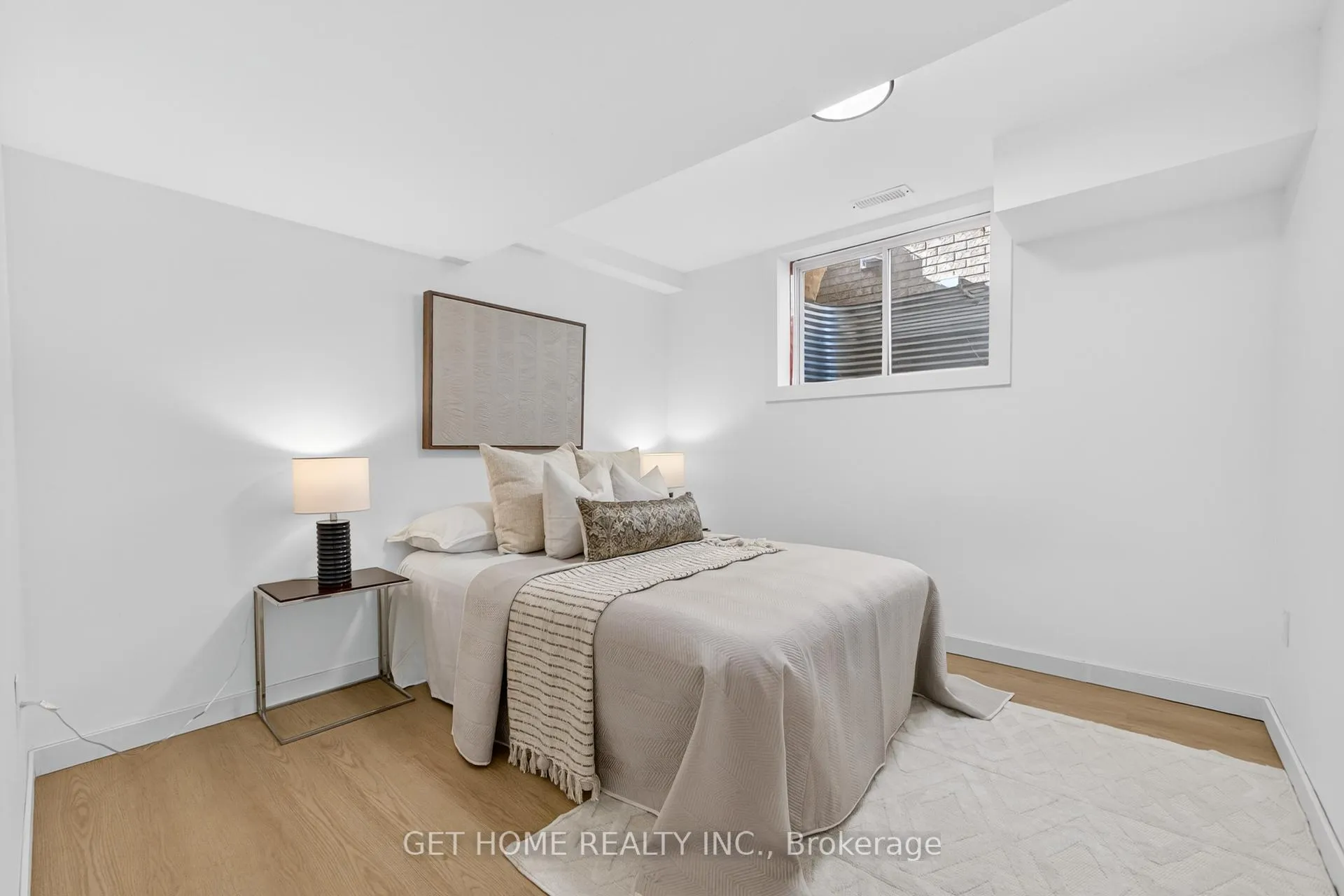 Photo 38 of 80 Wilkie Crescent, Guelph, Pineridge/Westminster Woods — HOMEH
