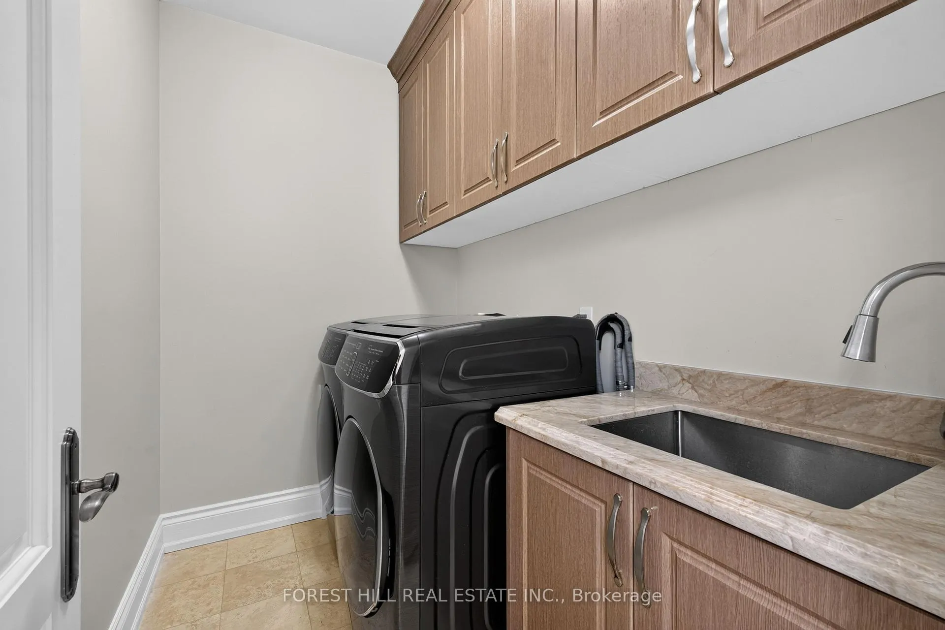 Photo 50 of 59 Munro Boulevard, North York, St. Andrew-Windfields — HOMEH