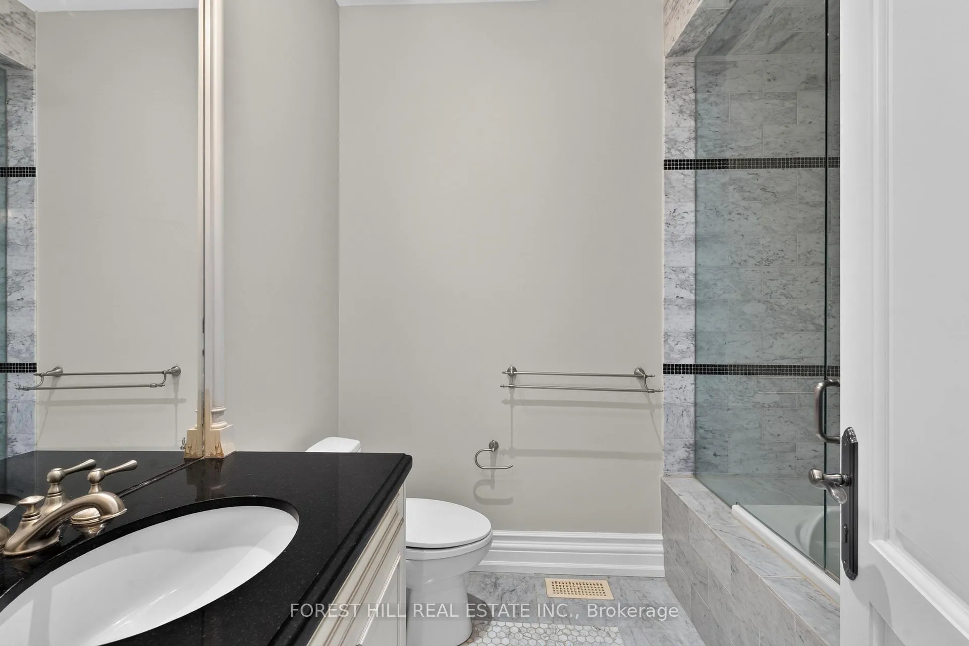 Photo 58 of 59 Munro Boulevard, North York, St. Andrew-Windfields — HOMEH