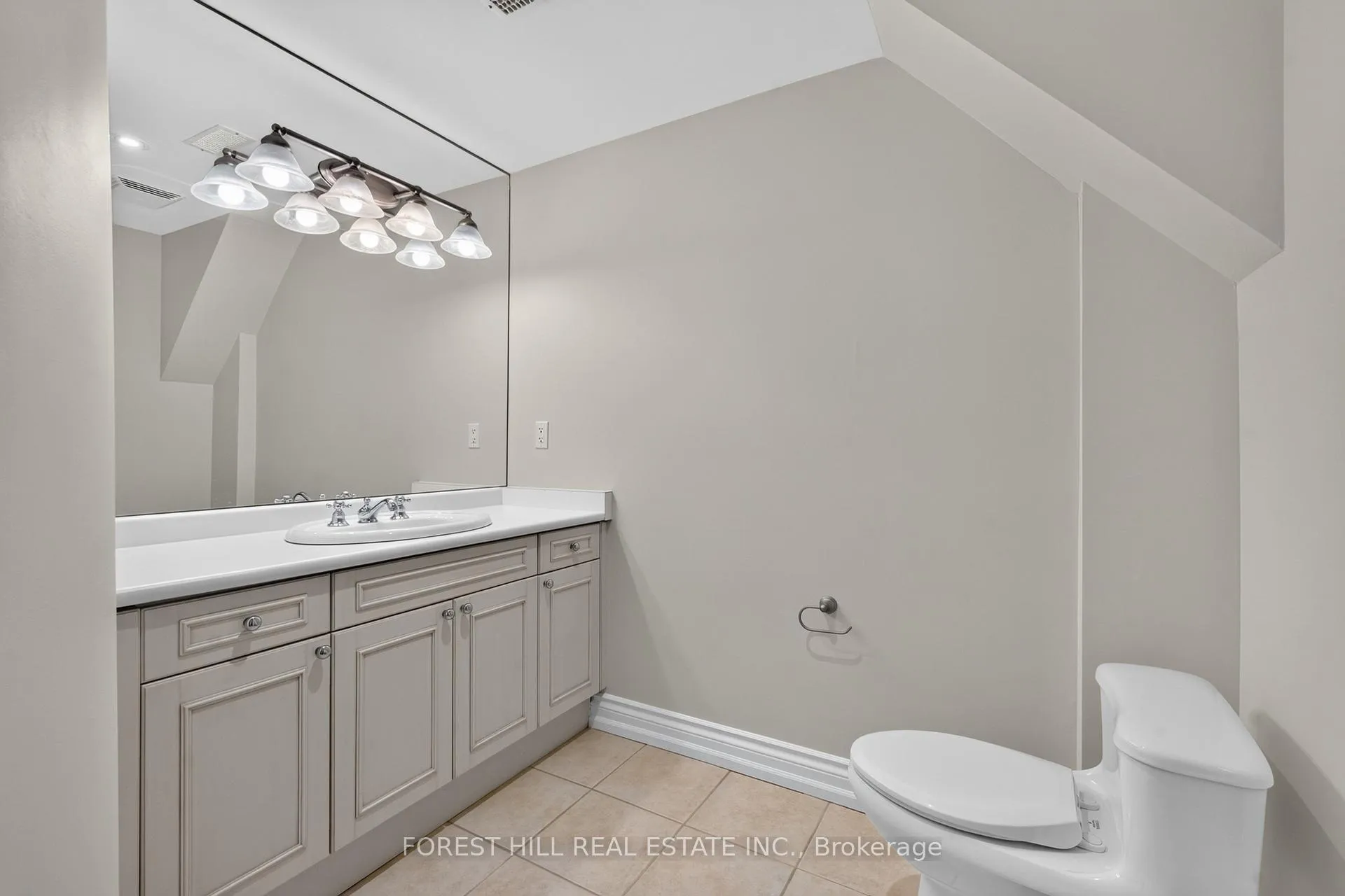 Photo 77 of 59 Munro Boulevard, North York, St. Andrew-Windfields — HOMEH