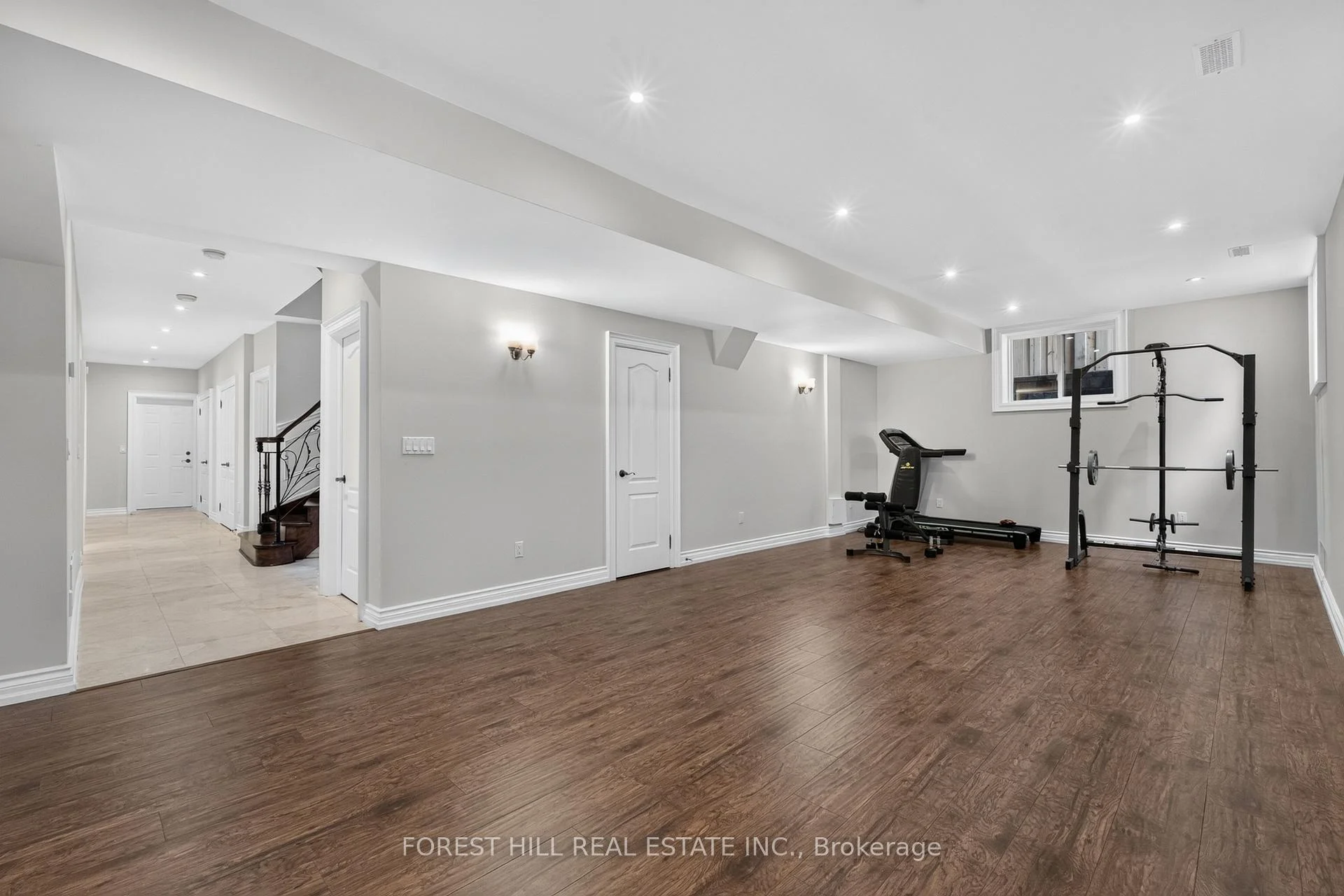 Photo 36 of 59 Munro Boulevard, North York, St. Andrew-Windfields — HOMEH