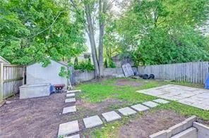 Photo 6 of 53 Helene Crescent, Waterloo, Beechwood — HOMEH