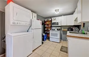 Photo 16 of 53 Helene Crescent, Waterloo, Beechwood — HOMEH