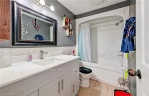 Photo 17 of 53 Helene Crescent, Waterloo, Beechwood — HOMEH