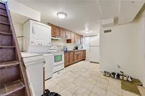Photo 23 of 53 Helene Crescent, Waterloo, Beechwood — HOMEH