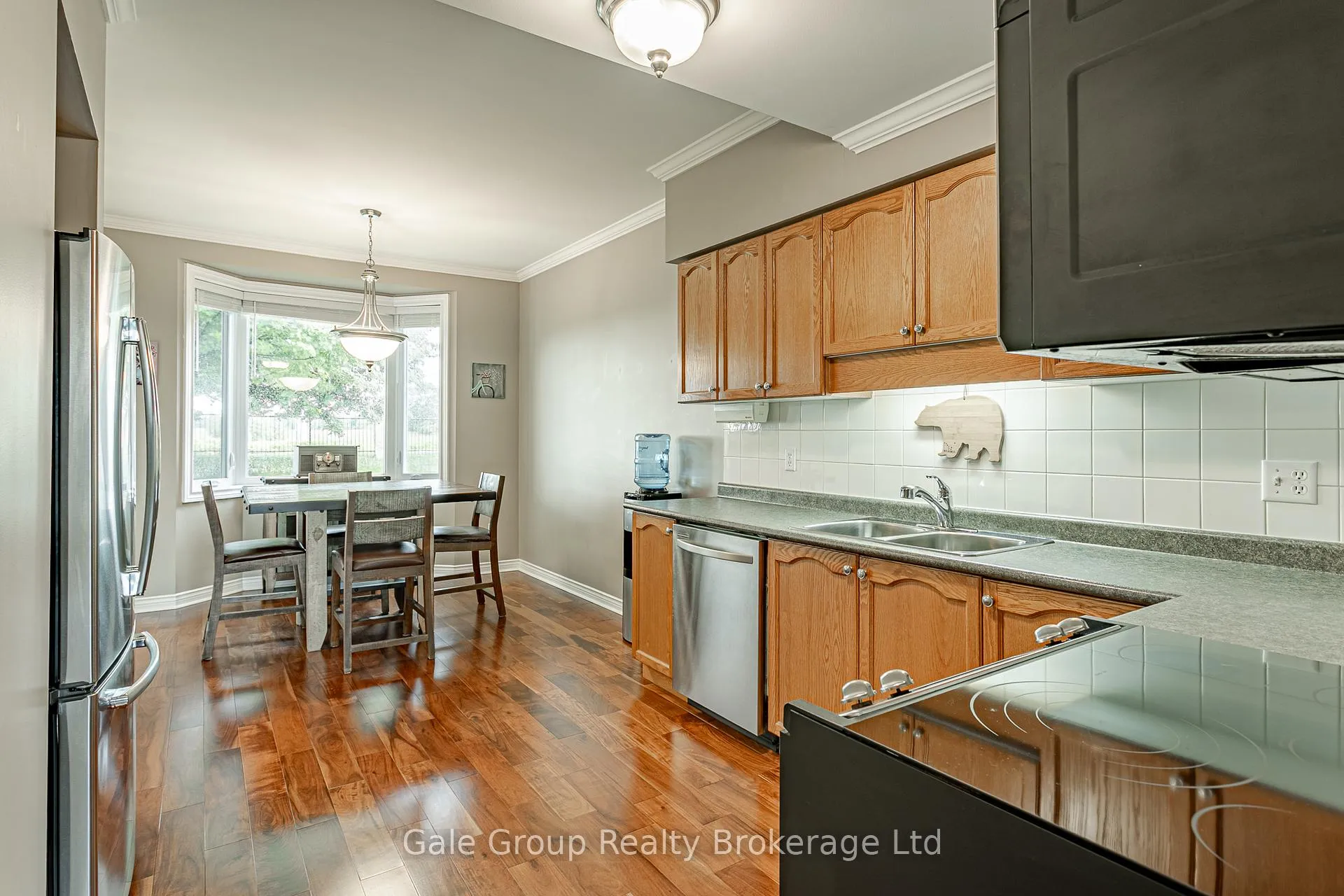 Photo 8 of 94 Greentrail Drive, Hamilton, Twenty Place — HOMEH