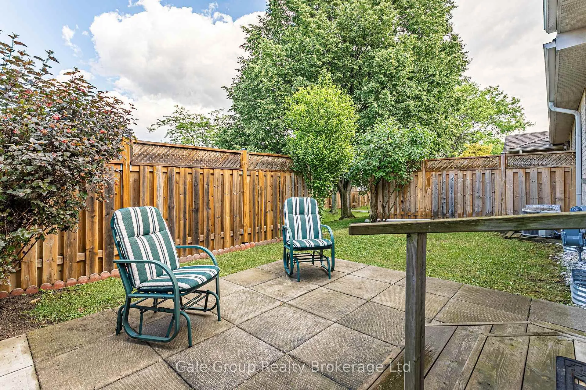 Photo 34 of 94 Greentrail Drive, Hamilton, Twenty Place — HOMEH