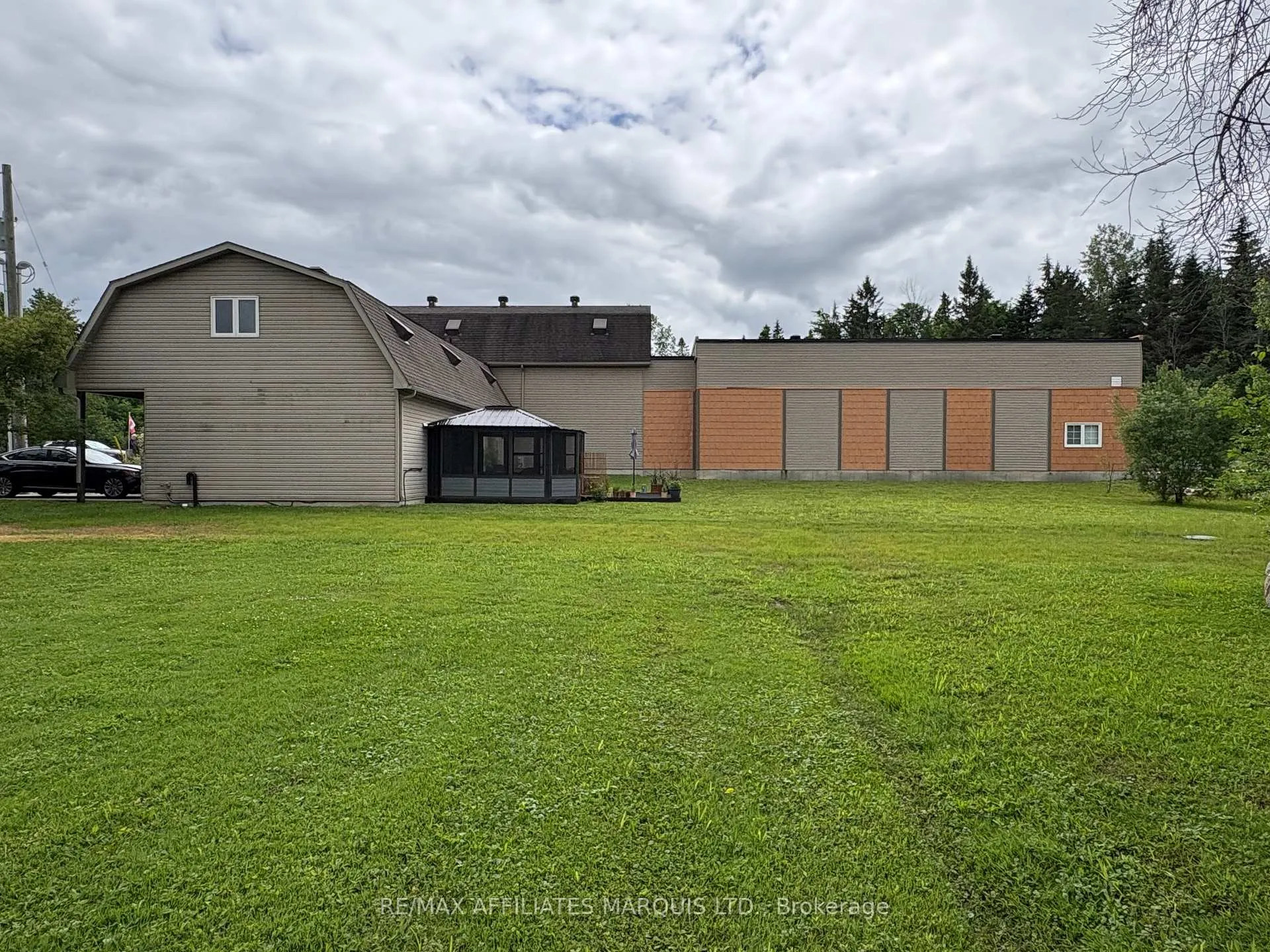 Photo 61 of 16401 County Rd 2, South Stormont, South Stormont (Cornwall) Twp — HOMEH
