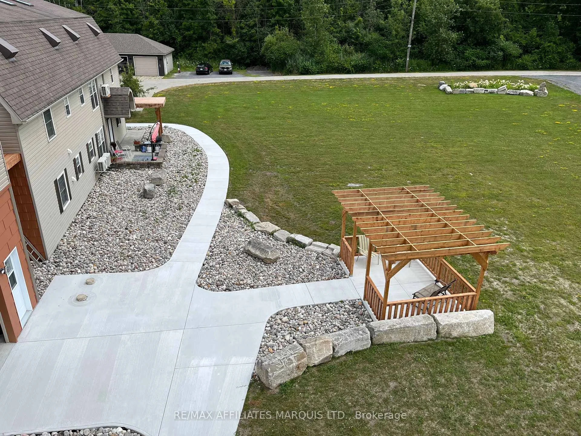 Photo 73 of 16401 County Rd 2, South Stormont, South Stormont (Cornwall) Twp — HOMEH
