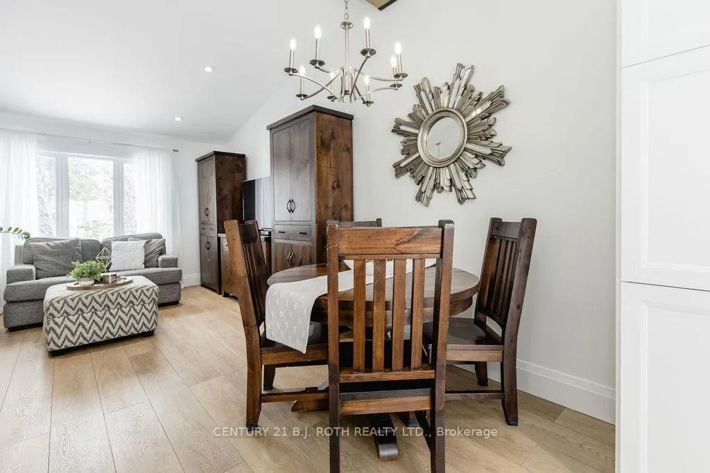 Photo 12 of 15 Sugarbush Road, Oro-Medonte, Sugarbush — HOMEH