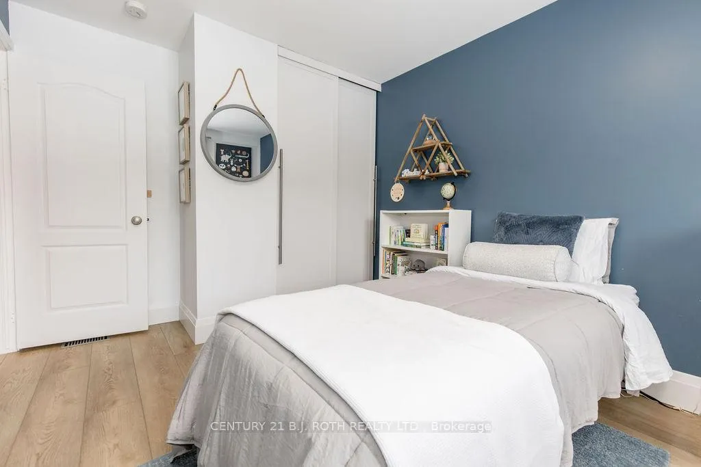 Photo 23 of 15 Sugarbush Road, Oro-Medonte, Sugarbush — HOMEH