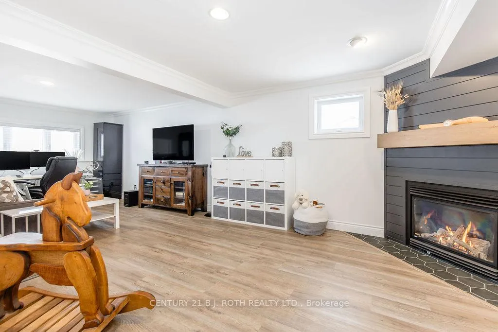 Photo 32 of 15 Sugarbush Road, Oro-Medonte, Sugarbush — HOMEH