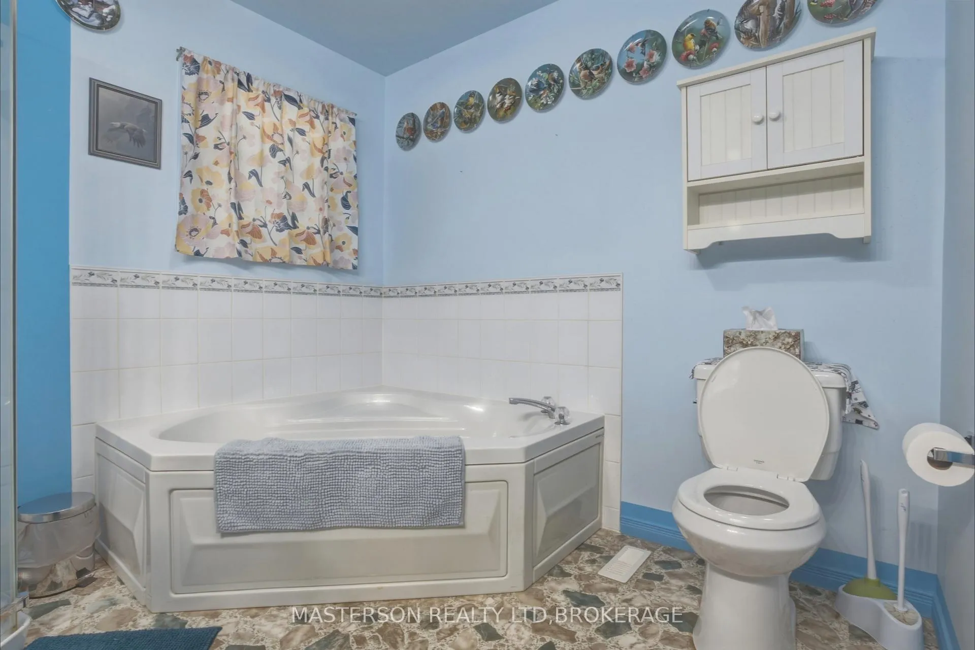 Photo 13 of 5136 Marshall Road, Niagara Falls, Lyons Creek — HOMEH