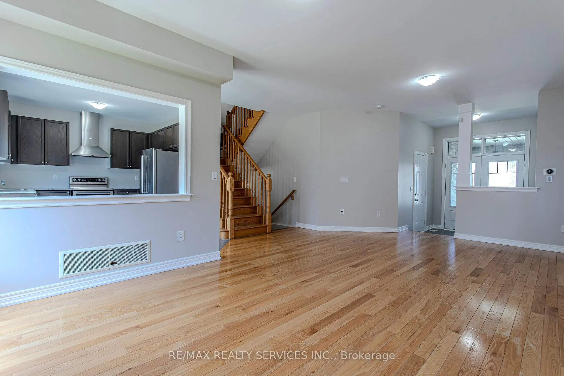Photo 10 of 3896 Tufgar Crescent, Burlington, Alton — HOMEH