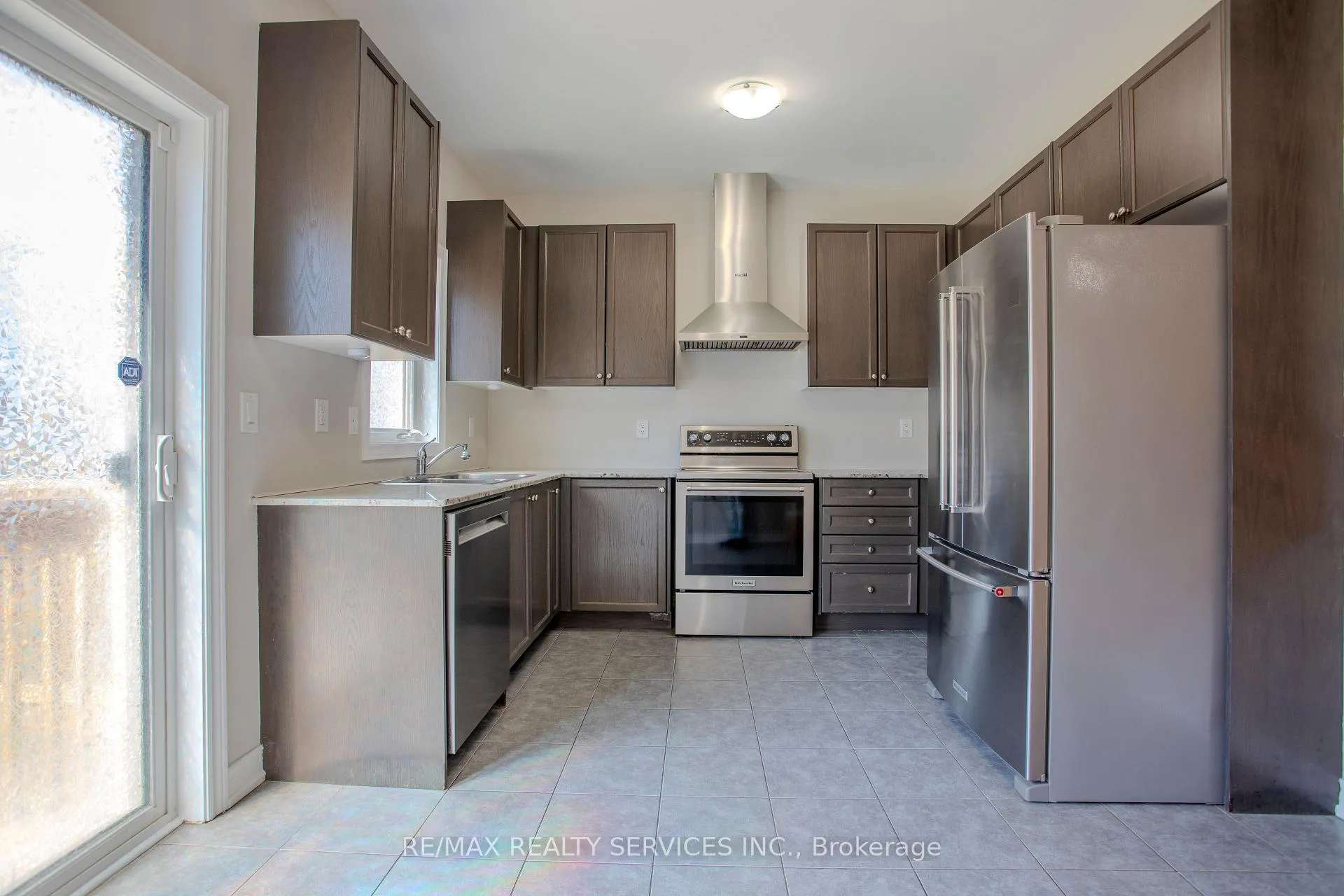 Photo 14 of 3896 Tufgar Crescent, Burlington, Alton — HOMEH