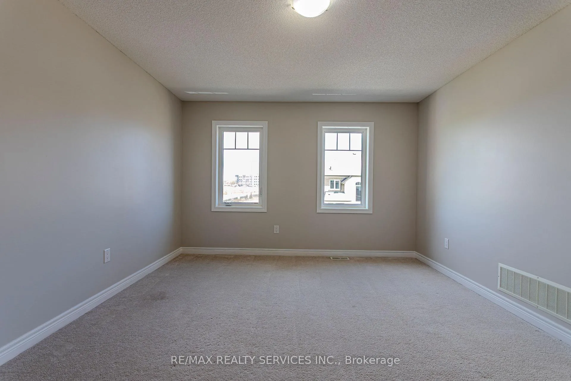 Photo 20 of 3896 Tufgar Crescent, Burlington, Alton — HOMEH