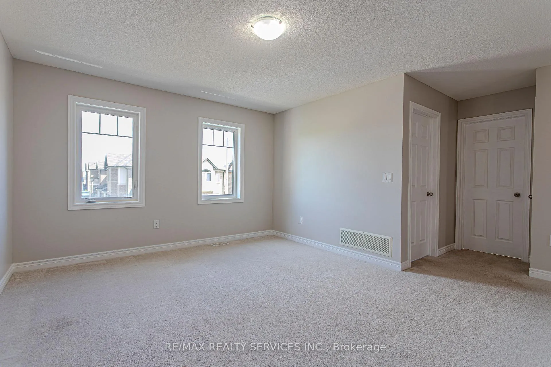 Photo 21 of 3896 Tufgar Crescent, Burlington, Alton — HOMEH