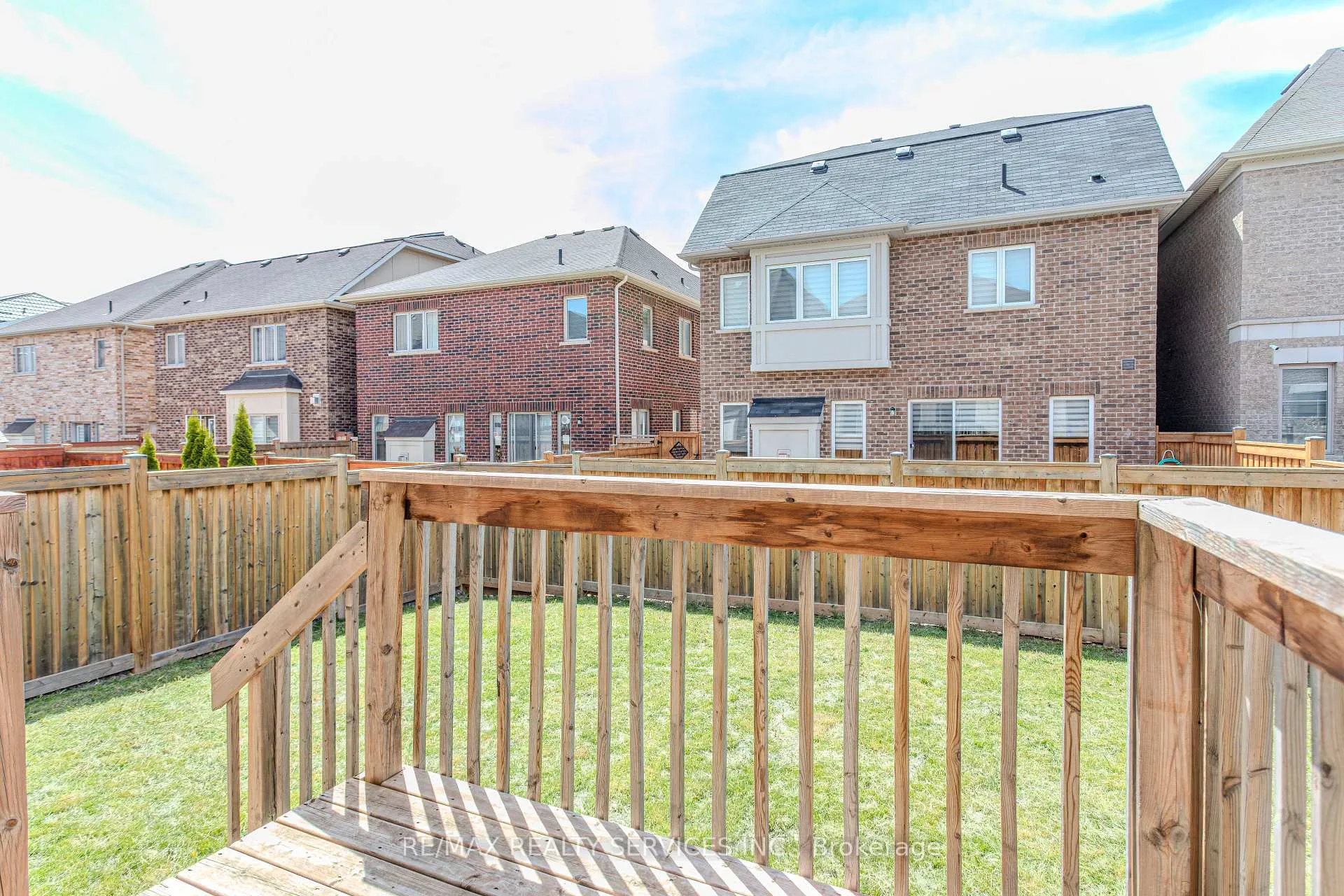 Photo 45 of 3896 Tufgar Crescent, Burlington, Alton — HOMEH
