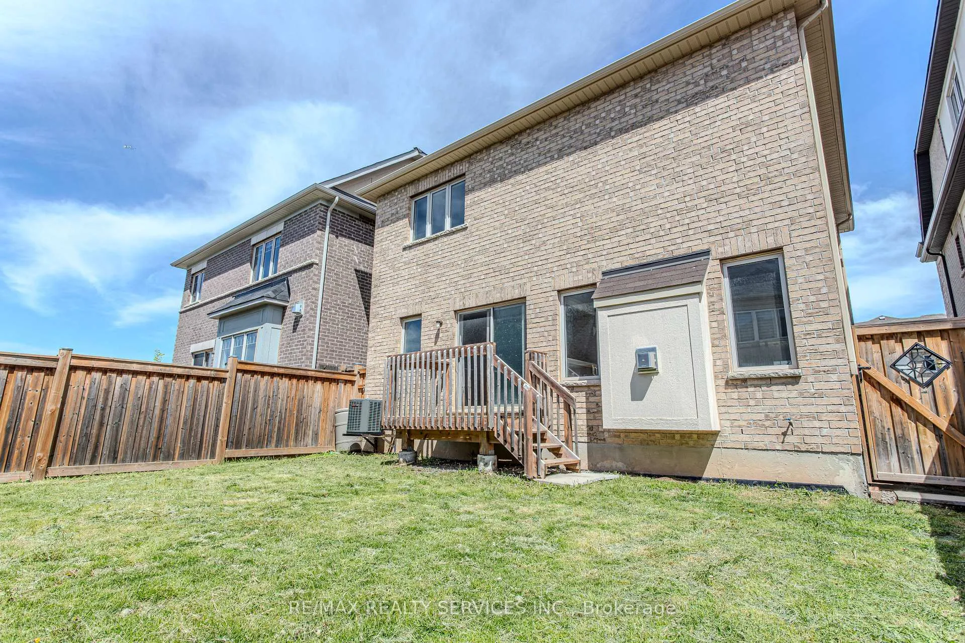 Photo 46 of 3896 Tufgar Crescent, Burlington, Alton — HOMEH