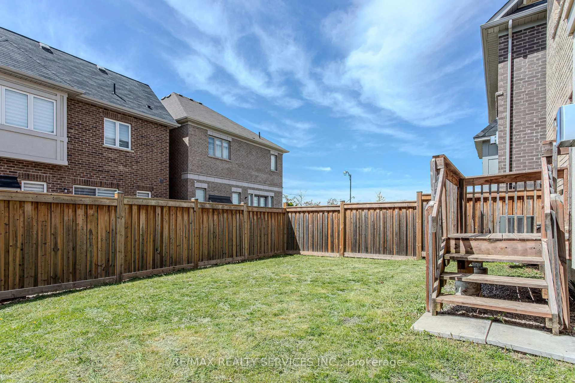 Photo 48 of 3896 Tufgar Crescent, Burlington, Alton — HOMEH