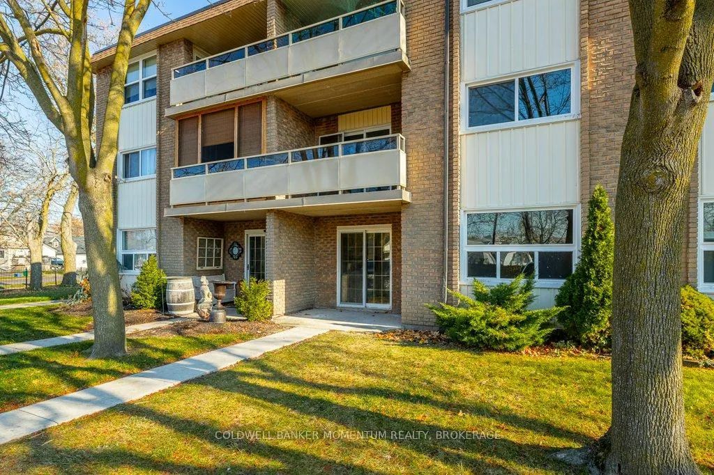 Photo 4 of Unit 103, 41 Rykert Street, St. Catharines, Western Hill — HOMEH