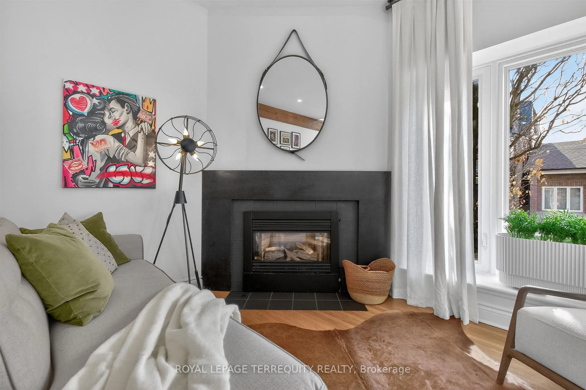 Photo 6 of Unit 1, 75 Markham Street, Toronto, Trinity-Bellwoods — HOMEH