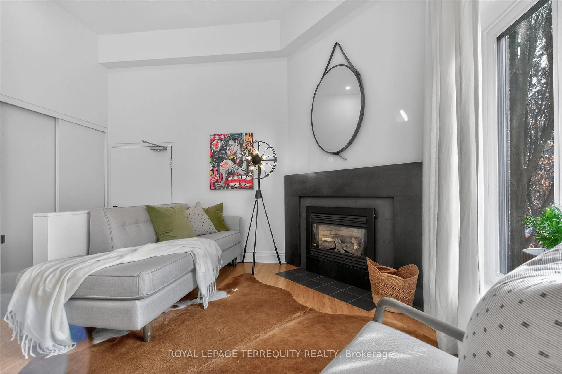 Photo 7 of Unit 1, 75 Markham Street, Toronto, Trinity-Bellwoods — HOMEH