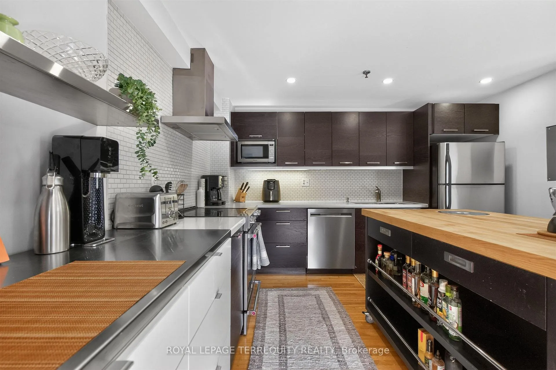 Photo 13 of Unit 1, 75 Markham Street, Toronto, Trinity-Bellwoods — HOMEH