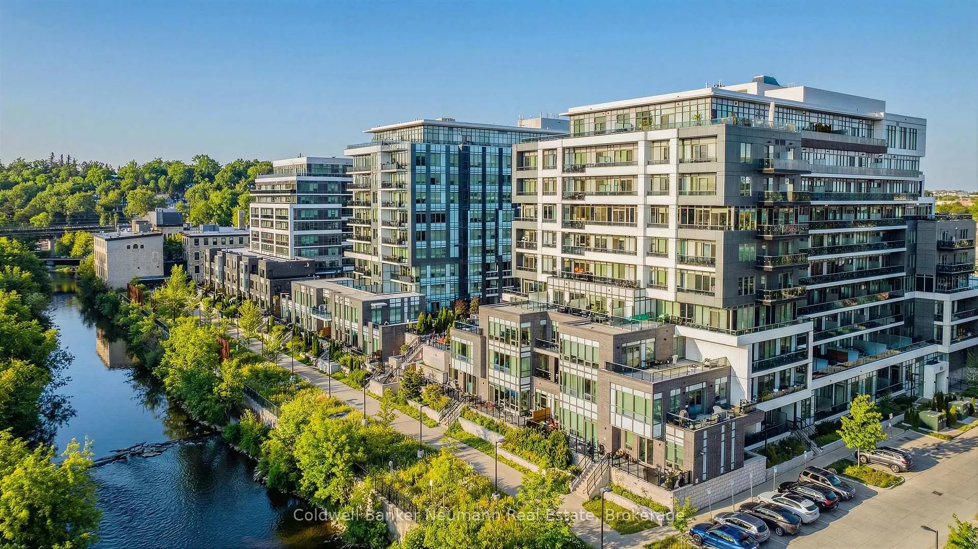 Front of Unit 514, 73 Arthur Street S