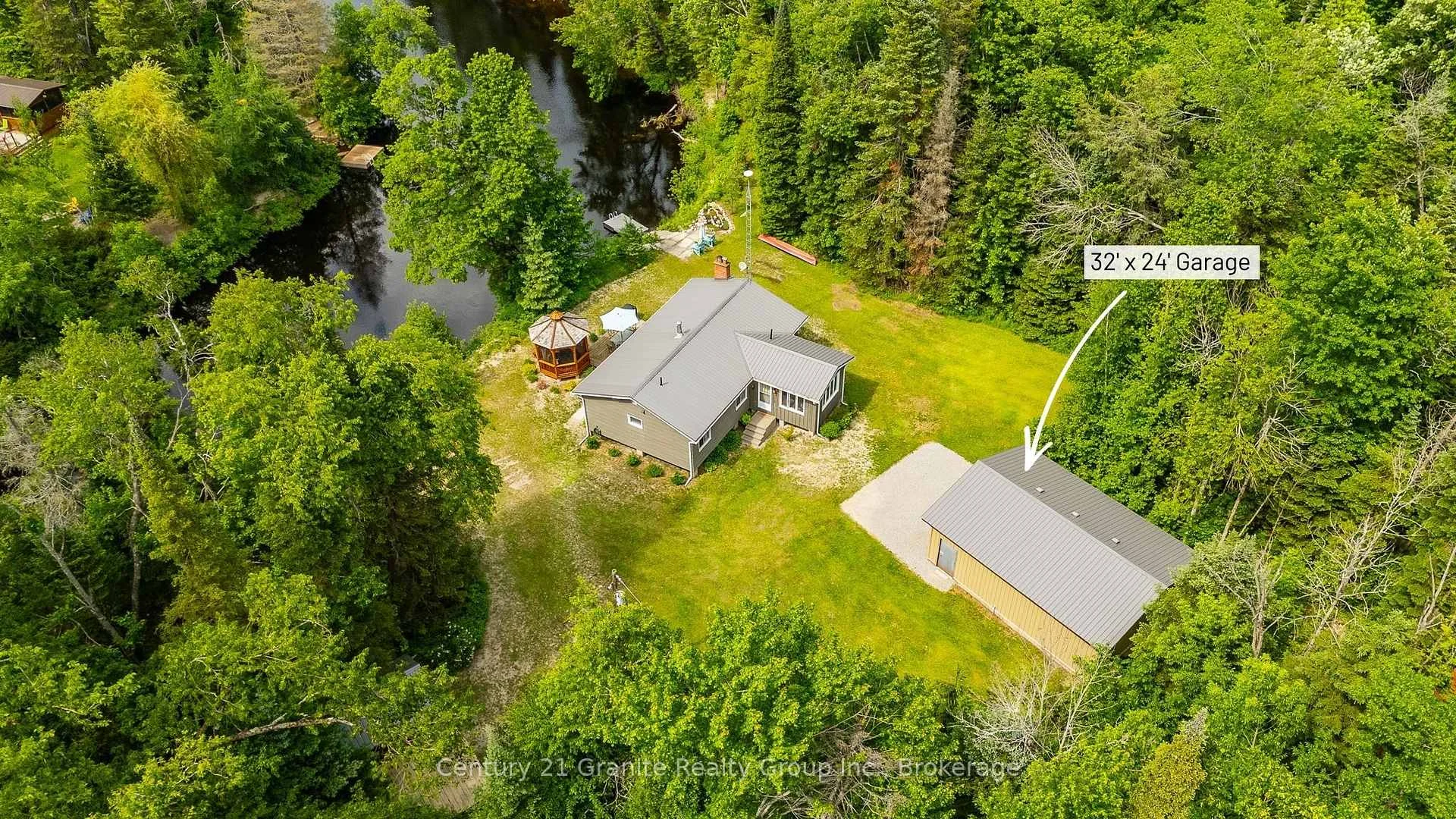 Photo 3 of 1075 Hobbits Lane, Minden Hills, Snowdon — HOMEH