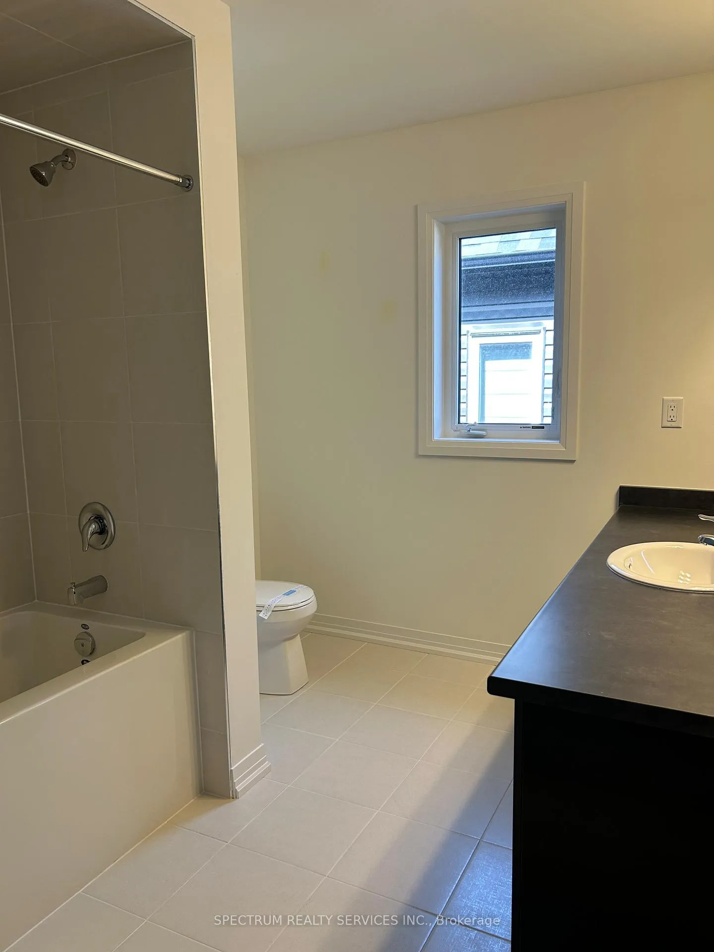 Photo 14 of 4 Sherrill Avenue, Brantford — HOMEH