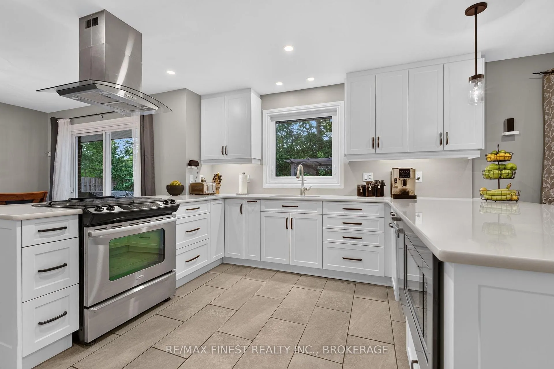 Photo 16 of 230 Bicknell Crescent, Kingston, City SouthWest — HOMEH