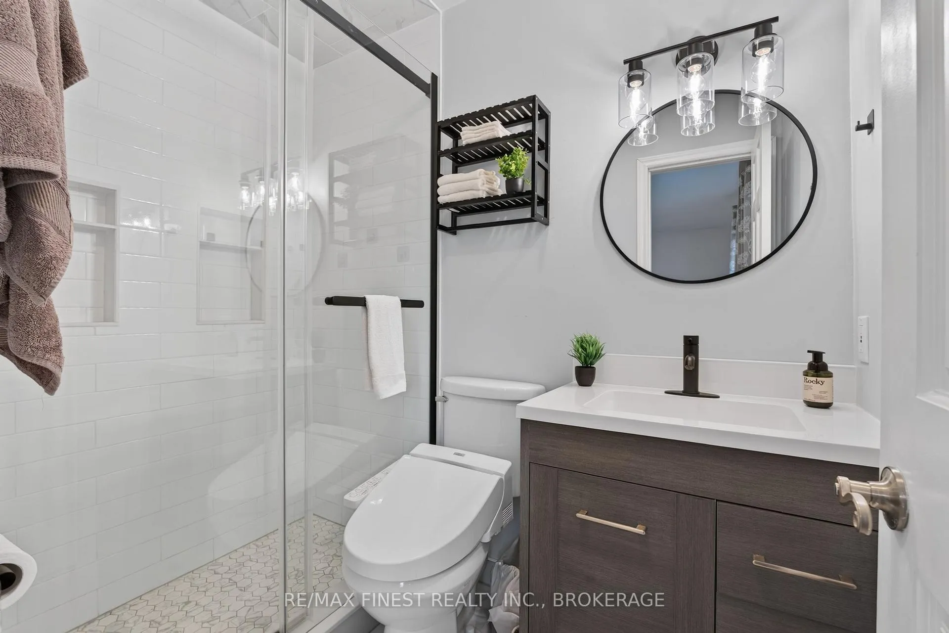 Photo 25 of 230 Bicknell Crescent, Kingston, City SouthWest — HOMEH