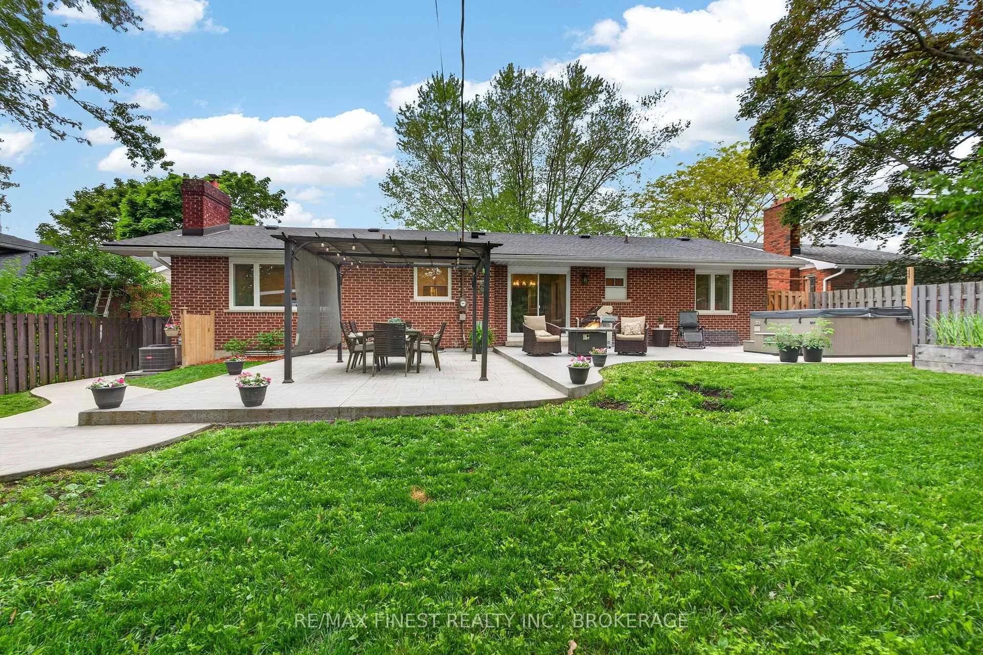 Photo 46 of 230 Bicknell Crescent, Kingston, City SouthWest — HOMEH