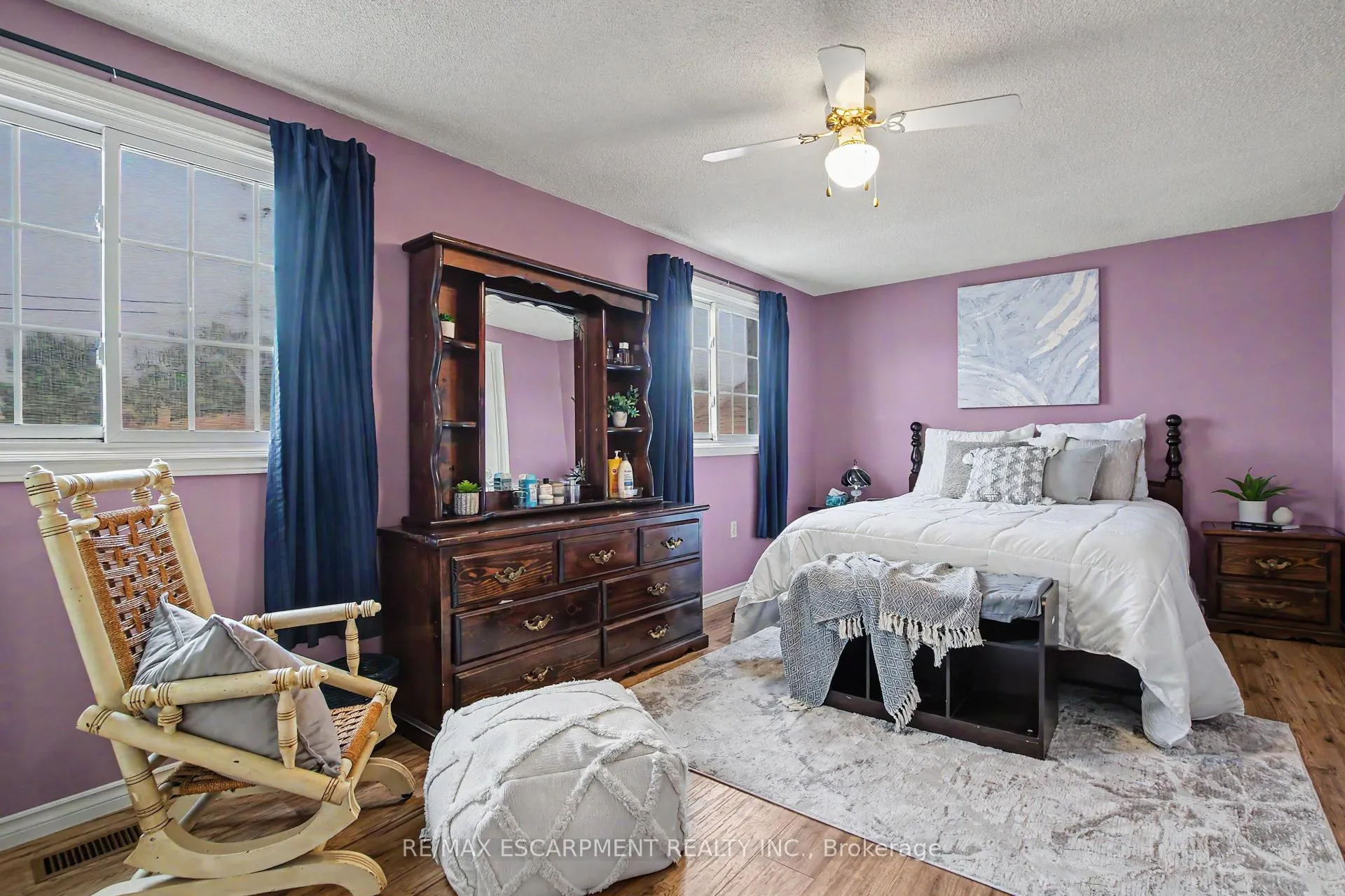 Photo 24 of 196 Guildwood Drive, Hamilton, Gurnett — HOMEH