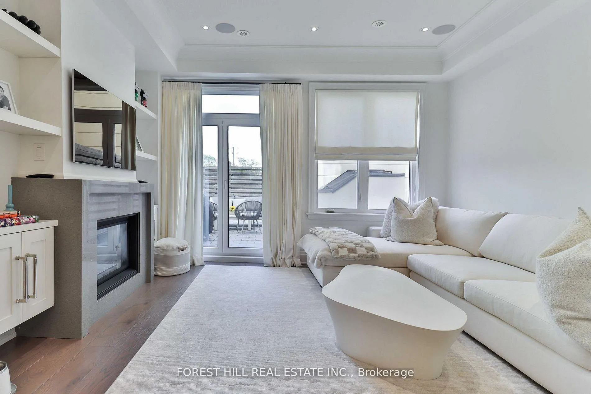 Photo 11 of 51B Burnaby Boulevard, Toronto, Yonge-Eglinton — HOMEH