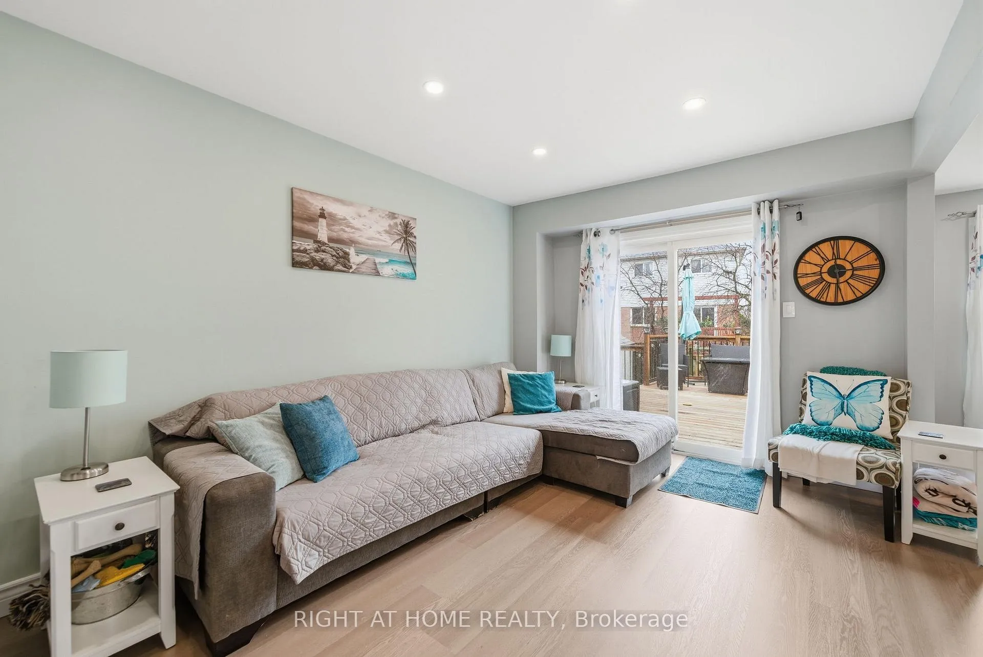 Photo 7 of 37 Beechnut Crescent, Clarington, Courtice — HOMEH
