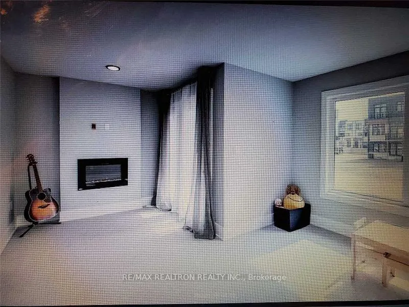 Photo 5 of 13 Golden Trail, Vaughan, Patterson — HOMEH