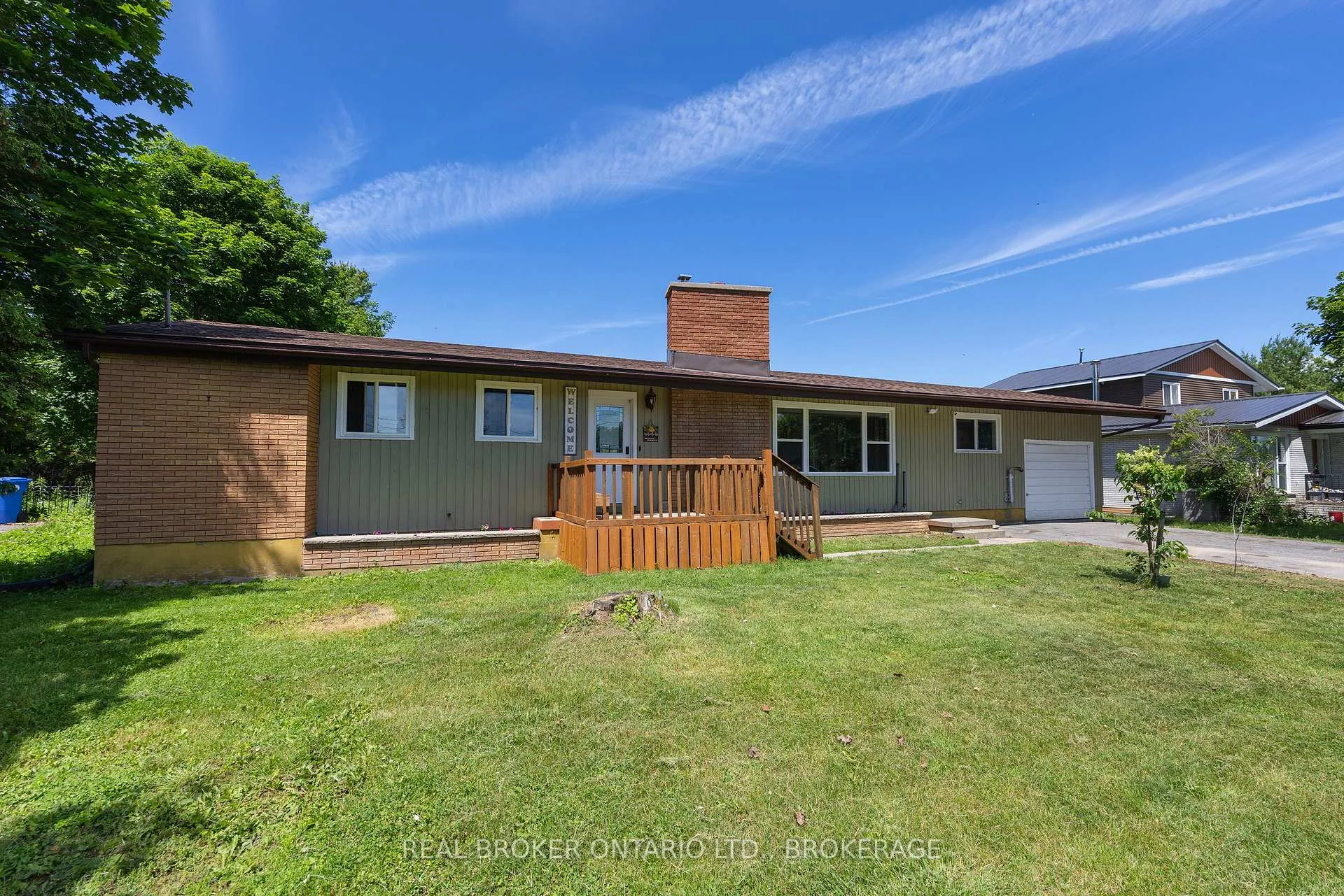 Photo 4 of 2499 Perth Road, Kingston, City North of 401 — HOMEH