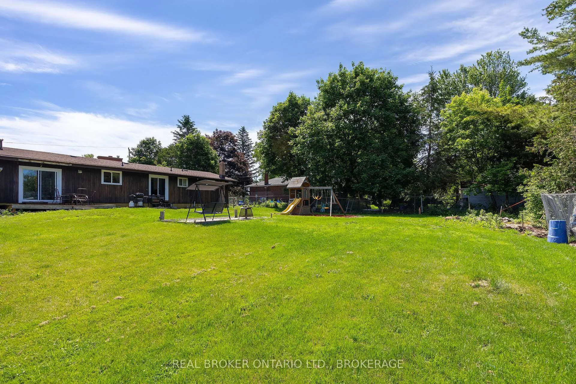 Photo 38 of 2499 Perth Road, Kingston, City North of 401 — HOMEH