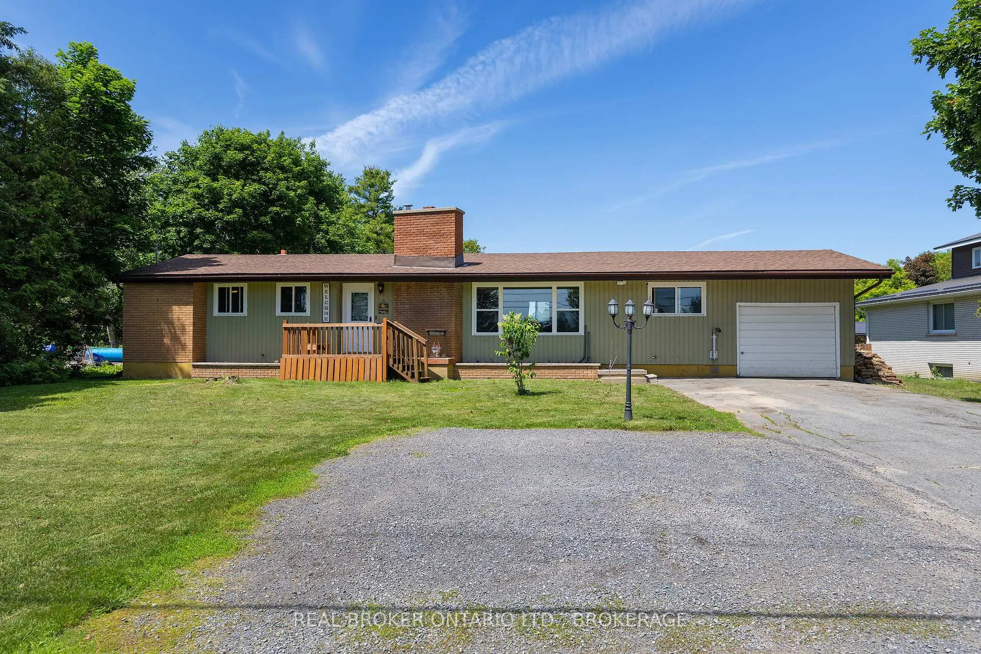 Photo 46 of 2499 Perth Road, Kingston, City North of 401 — HOMEH